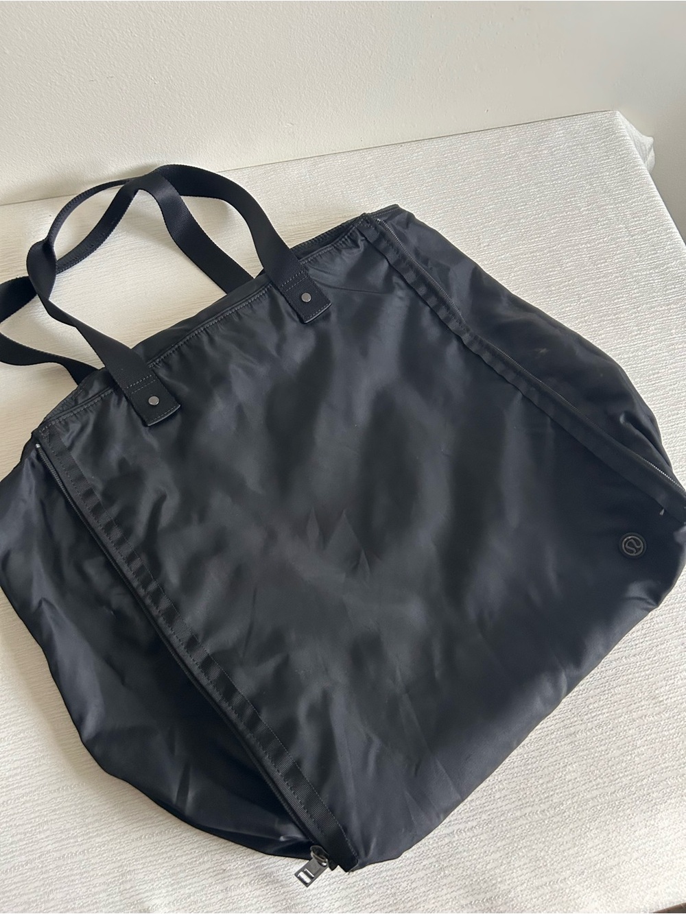 Lululemon "Think Happy" Tote Bag Oversized nylon gym and yoga carryall